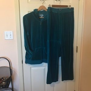 Women’s Velour Jogging Suit - Teal - Large